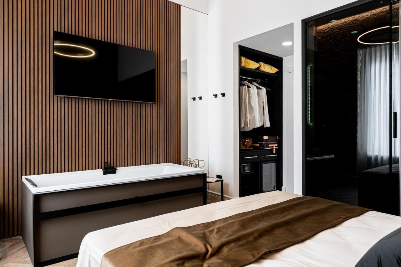 Nero Luxury Suites Кальяри Экстерьер фото