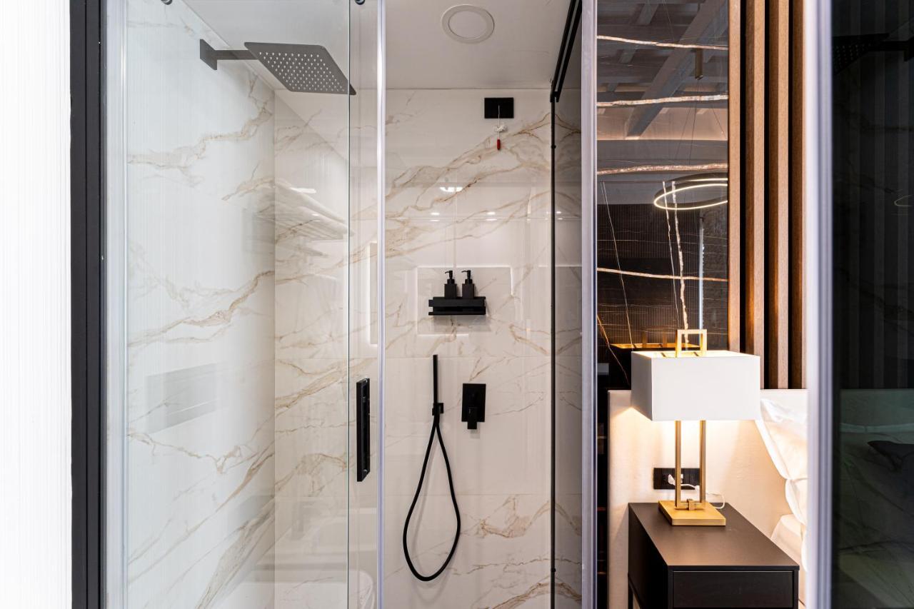 Nero Luxury Suites Кальяри Экстерьер фото