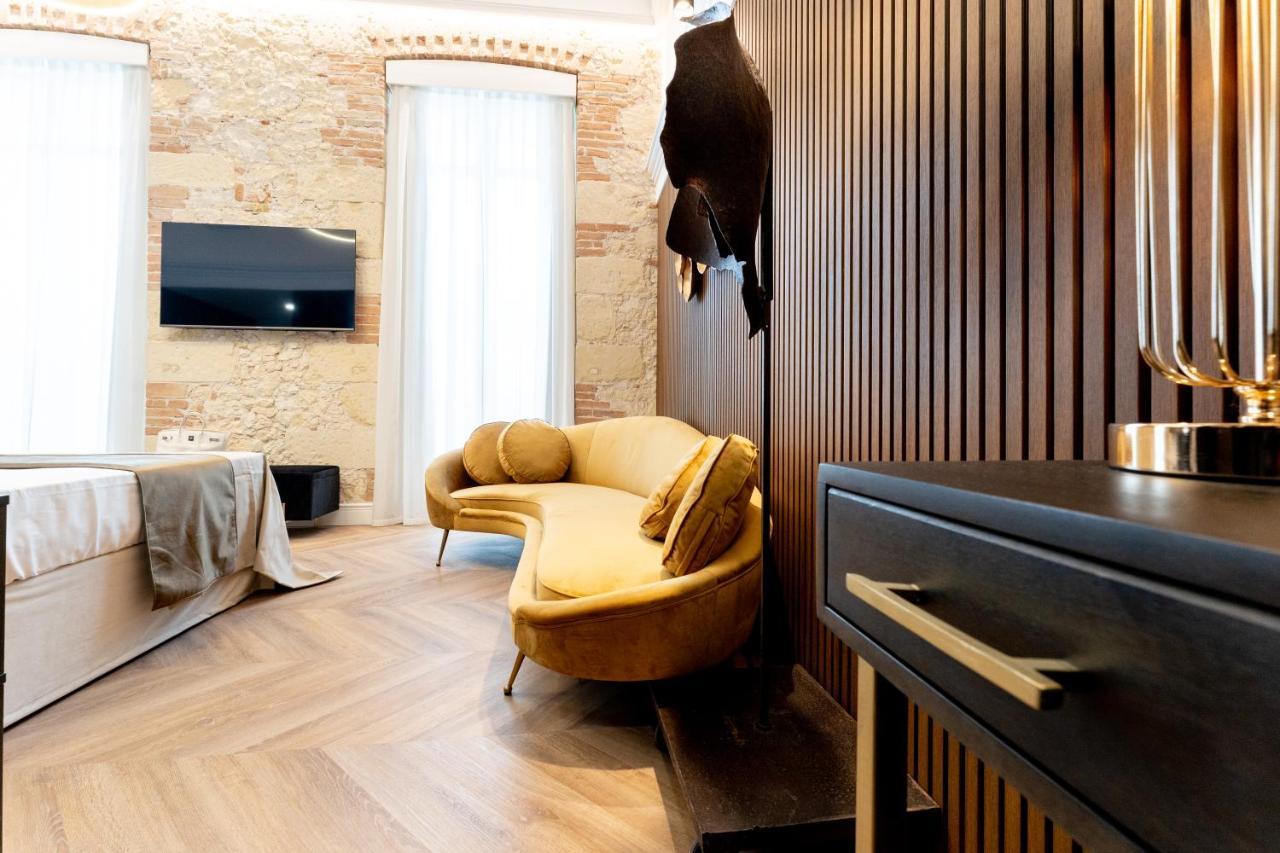Nero Luxury Suites Кальяри Экстерьер фото